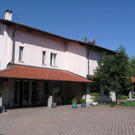 Cravero Rooms Caltignaga Екстериор снимка