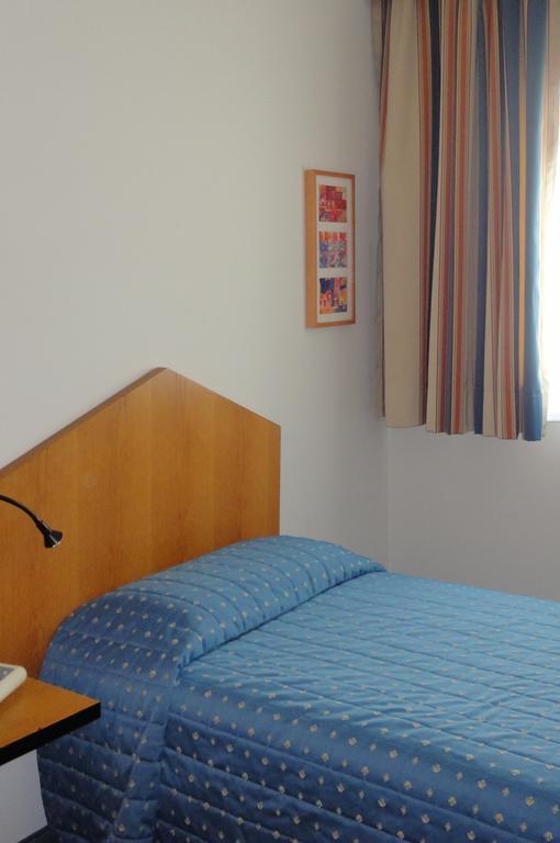 Cravero Rooms Caltignaga Стая снимка
