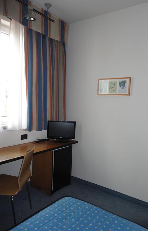 Cravero Rooms Caltignaga Стая снимка